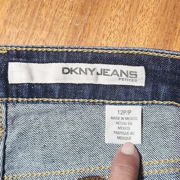 DKNY JEANS PETITES SZ 12 - Picture 2 of 7